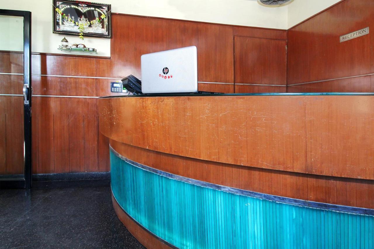 Oyo 30537 Hotel Megharaj Bijāpur Eksteriør bilde