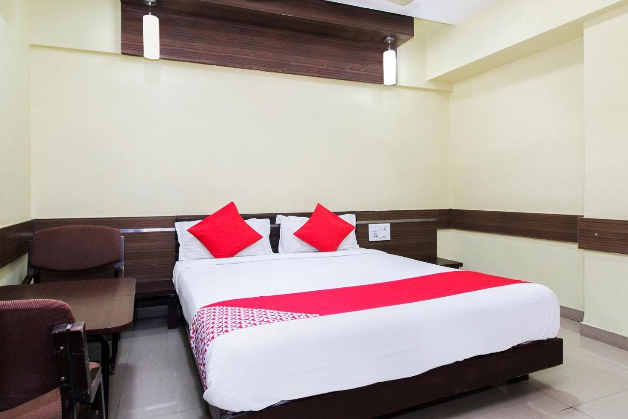 Oyo 30537 Hotel Megharaj Bijāpur Eksteriør bilde